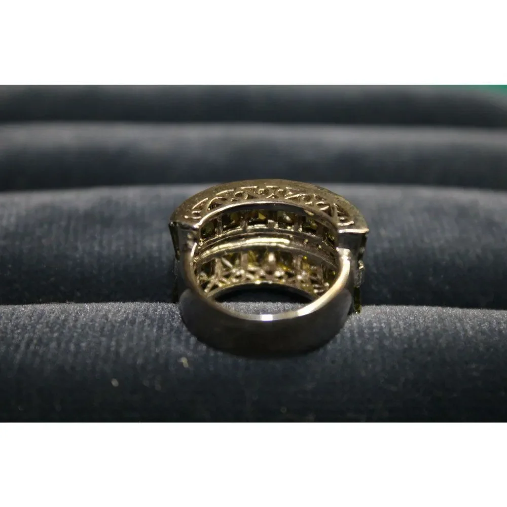 Olive Green Stones Clear Rhinestone Silver‎ Band Fashion Costume Ring Size 7